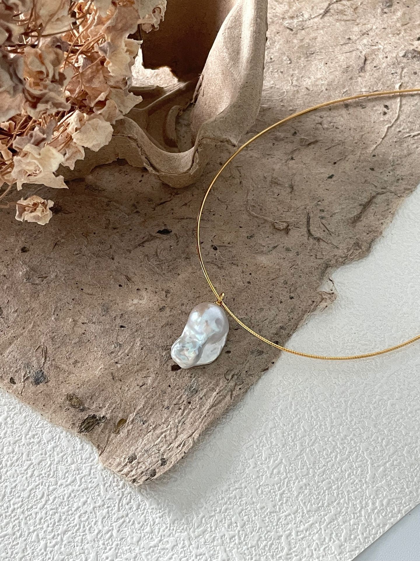 Gold Baroque Pearl Choker Necklace