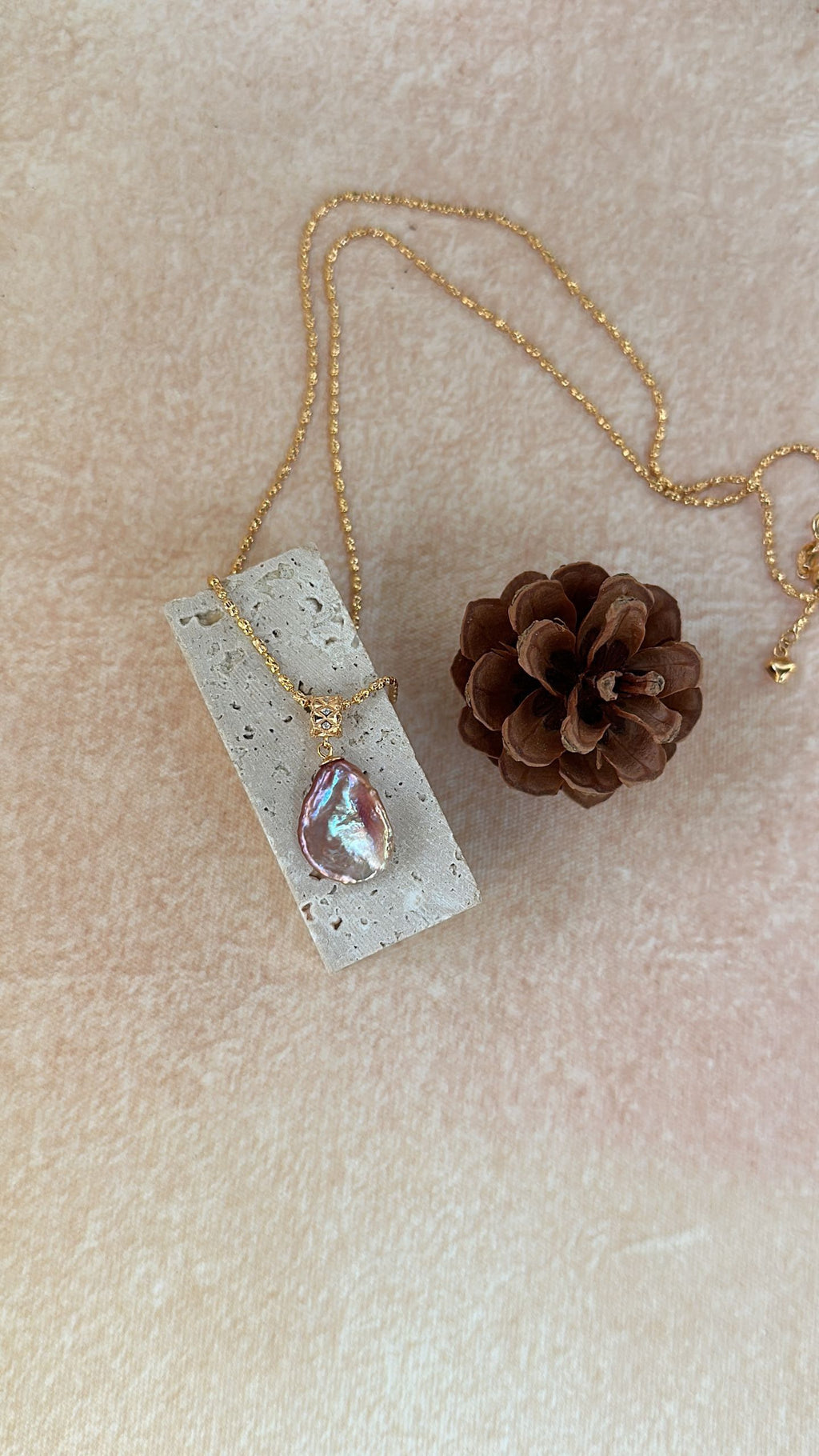 Iridescent Baroque Pearl Necklace 762