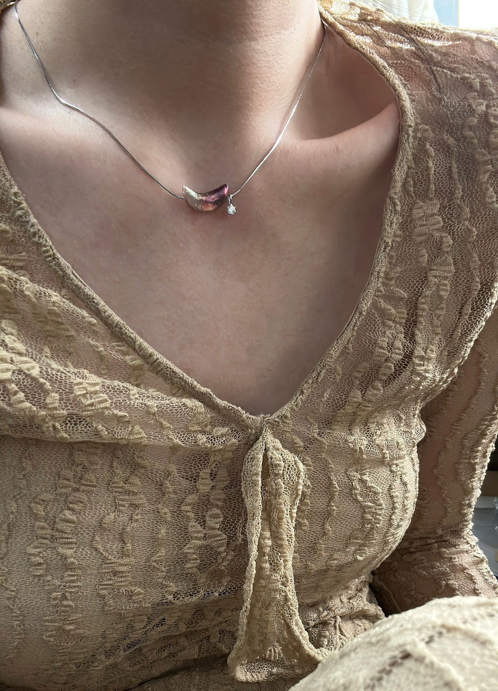 Iridescent Pearl Moon Pendant Necklace – Silver