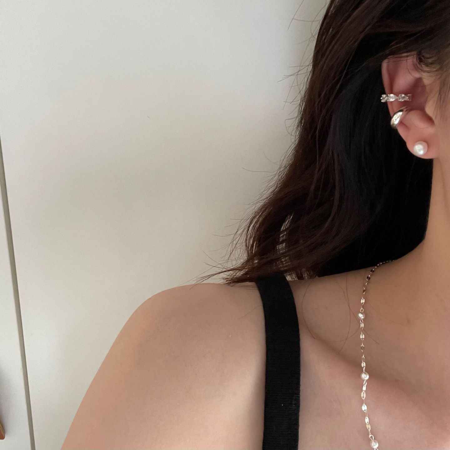 High-Luster Pearl Stud Earrings