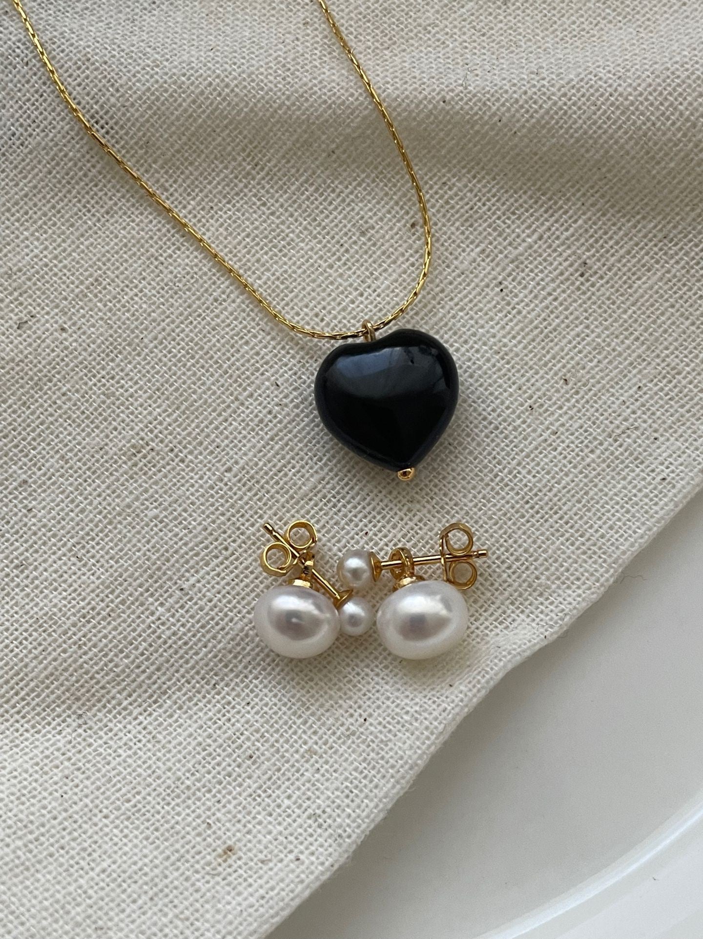 Double Pearl Stud Earrings