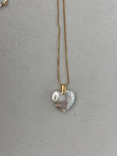 Amelie 18K Gold-Plated Heart Pearl Necklace — detail view 1