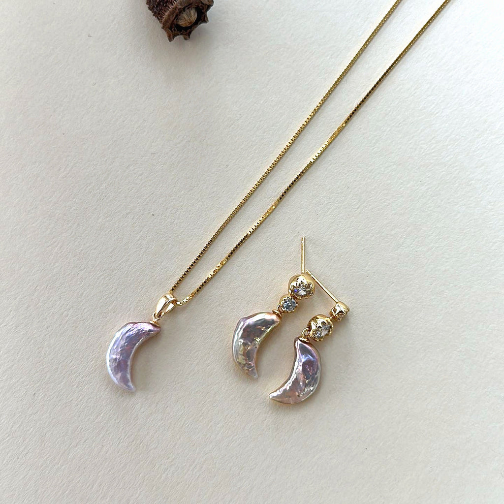 Selene Gold-Plated Moon Pearl Pendant Necklace — product view 1